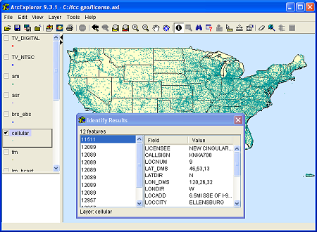 format shapefile for train sample manager features